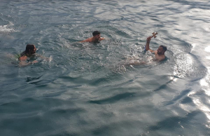 Με Μεγαλοπρέπεια &amp; Λαμπρότητα τα Θεοφάνεια στην Κω - Ο  Νίκος Κόπελλος έπιασε τον Σταυρό. Βίντεο &amp; Φωτό