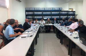 Σκληραίνουν τη στάση τους για το μεταναστευτικό οι δήμαρχοι Β. Αιγαίου και ο περιφερειάρχης Κώστας Μουτζούρης-  Τα 7 μέτρα που αποφάσισαν