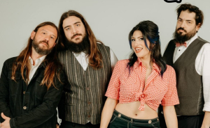 Οι MOOD SWINGS live αυτή την Τρίτη 9 Ιουλίου στο Nellys All Day Bar Restaurant,