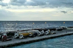 Έφυγαν άρον άρον τα ΜΑΤ από Χίο και Μυτιλήνη - Σταμάτησαν οι εργασίες για τα κλειστά κέντρα