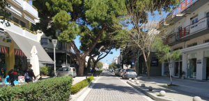 Άνοιγμα καταστημάτων. Δείτε όλα τα μέτρα τήρησης αποστάσεων και ελαχίστων χώρων - Πίνακες &amp; παραδείγματα