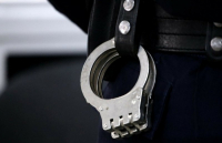 ΝΙΣΥΡΟΣ: Παραδόθηκε ο 62χρονος αρχιφύλακας σε Αστυνομικό Τμήμα στο Ηράκλειο