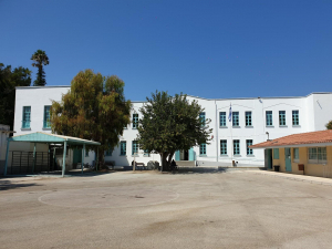 Δωρεά ηλεκτρονικού υπολογιστή στο 1ο Γενικό Λύκειο Κω από τη διεύθυνση του ξενοδοχείου “Robinson Club” - Ευχαριστήριο του Επάρχου Κω