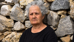 Οι πλωτές μονάδες του ΕΟΔΥ, επισκέφτηκαν την κυρά Ρηνιώ στην Κίναρο