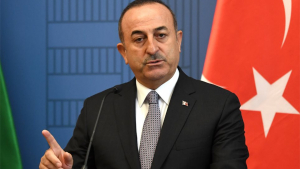 Αναστολή της συμφωνίας για τους μετανάστες, ανακοίνωσε ο Τσαβούσογλου - Αντιδρά η Τουρκία στις κυρώσεις της ΕΕ