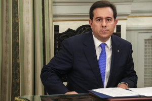 Ν. Μηταράκης: Καταργούμε το πρόγραμμα φιλοξενίας μεταναστών σε ξενοδοχεία το 2020