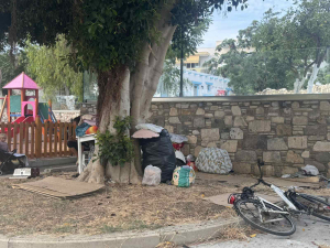 Κατασκήνωση &#039;&#039;Η ΚΩΣ&#039;&#039; - Εικόνες παρακμής στα πιο κεντρικά σημεία του νησιού
