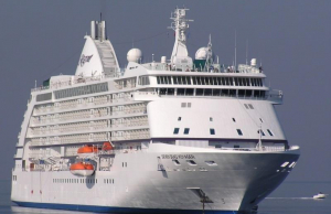 SEVEN SEAS VOYAGER - Το πρώτο κρουαζιερόπλοιο για το 2019 στην Κω, ανήμερα του Αγίου Γεωργίου