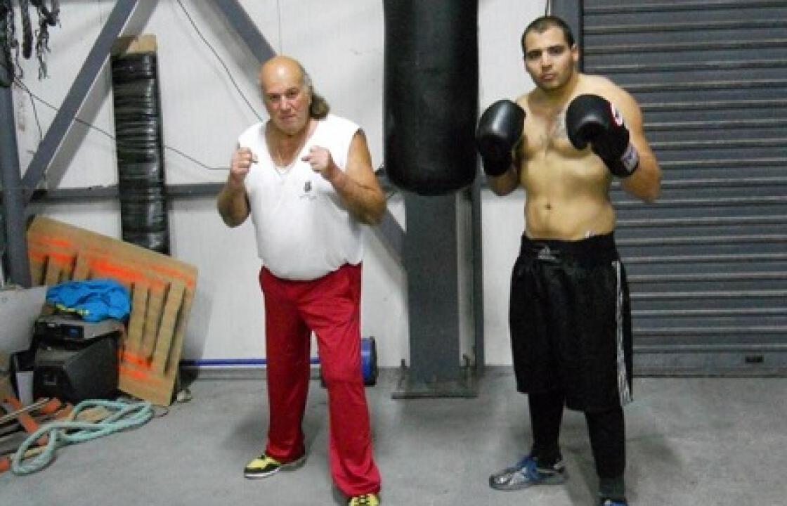 Στην Γερμανία για επαγγελματικό αγώνα boxing(Rumble in the gym6) ο Κώος αθλητής Μιχάλης Παπαποστόλου