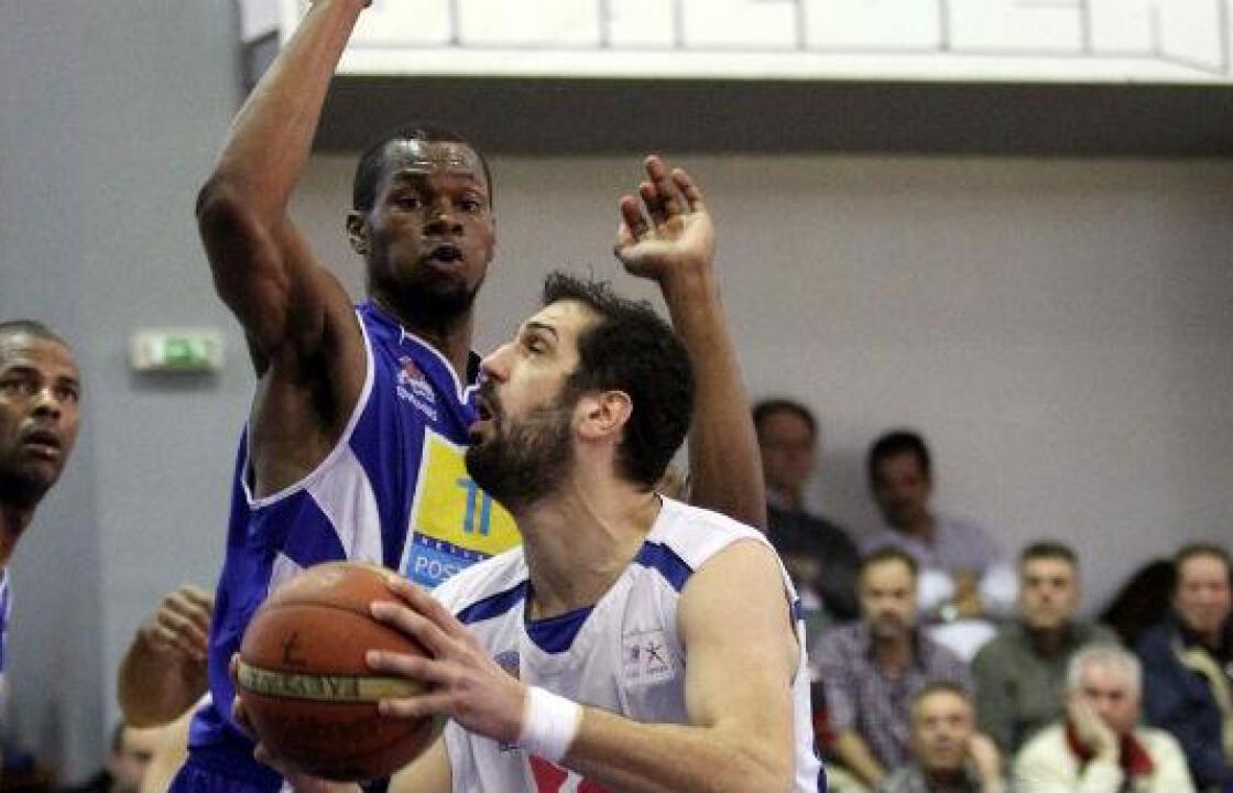 Στο Ψυχικό ο Κώος μπασκετμπολίστας Νίκος Παπανικολάου