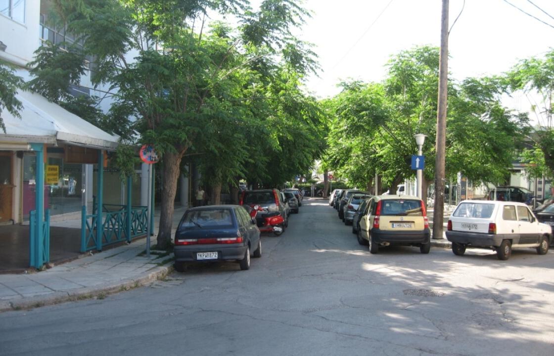 Στην οδό Κλεοπάτρας ανοίγει τις επόμενες ημέρες το εκλογικό του κέντρο ο Κ. Καϊσερλης.