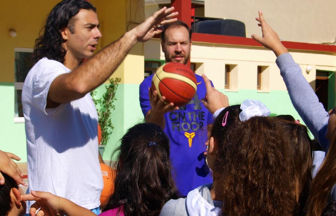 ΝΑΙ στον ΑΘΛΗΤΙΣΜΟ.Οι παίκτες του Ιπποκράτη, Α. Ασημακόπουλος &amp; Κ. Τσότσος,στην εκδήλωση του Δημοτικού Πυλίου.