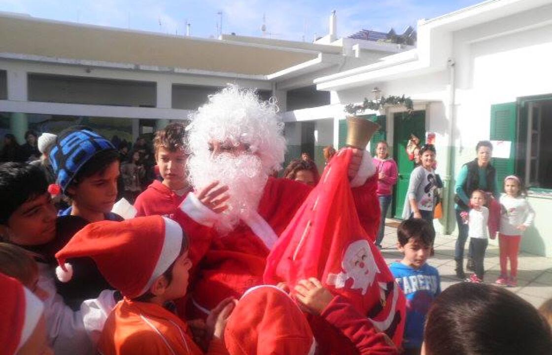 Δείτε φωτογραφίες από τη Χριστουγεννιάτικη εκδήλωση στο 3ο Δημοτικό Σχολείο Κω