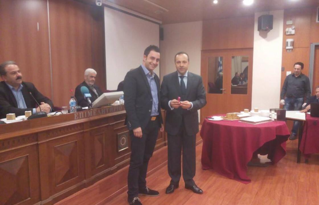 Η κοπή της πίτας του ΕΒΕΔ (ο Α. Γιαννικουρής κέρδισε το φλουρί) & οι καταγγελίες Σαράντη για το ΔΗ.ΦΟ.ΔΩ.