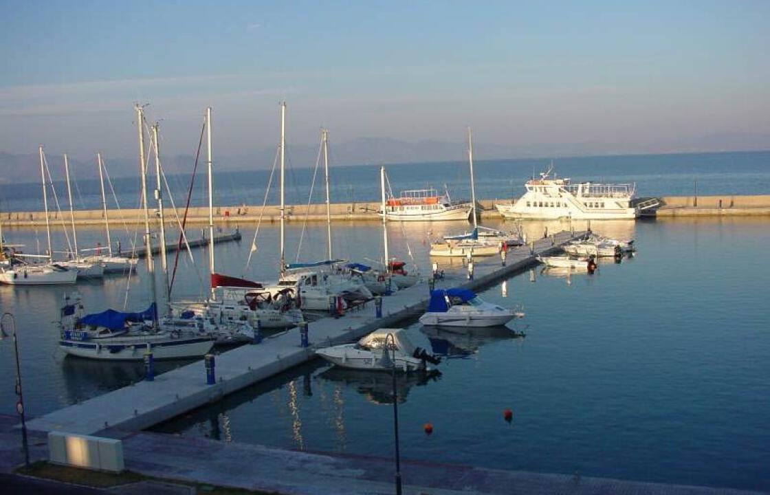 Στην 8η τακτική Συνέλευση των μελών της Ένωσης Μαρίνων Ελλάδος ο Πρόεδρος &amp; ο Διευθυντής της Μαρίνας Κω