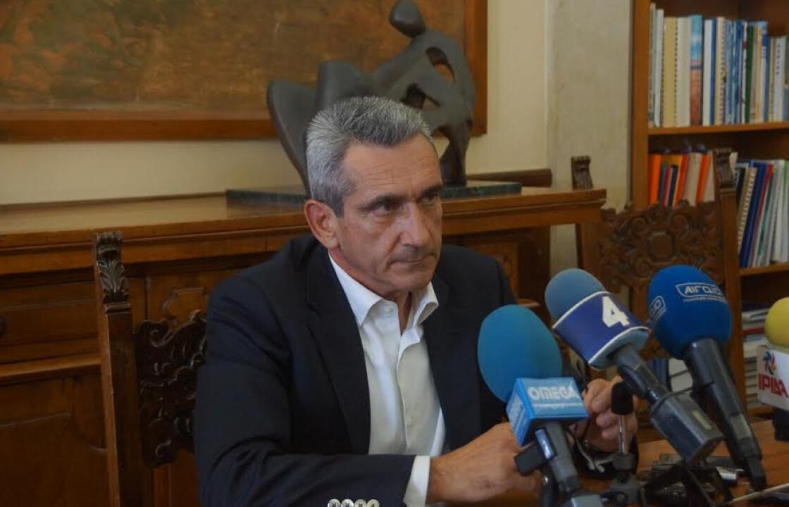 Μεταναστευτικό: Σκληρή γλώσσα από τον Περιφερειάρχη για την στάση του ελληνικού δημοσίου