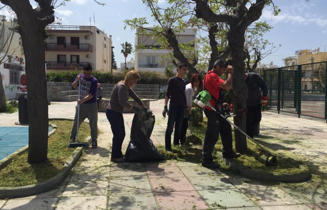 Με πρωτοβουλία του Τοπικού Συμβουλίου Κω εθελοντές καθάρισαν την παιδική χαρα Πασσανικολάκη
