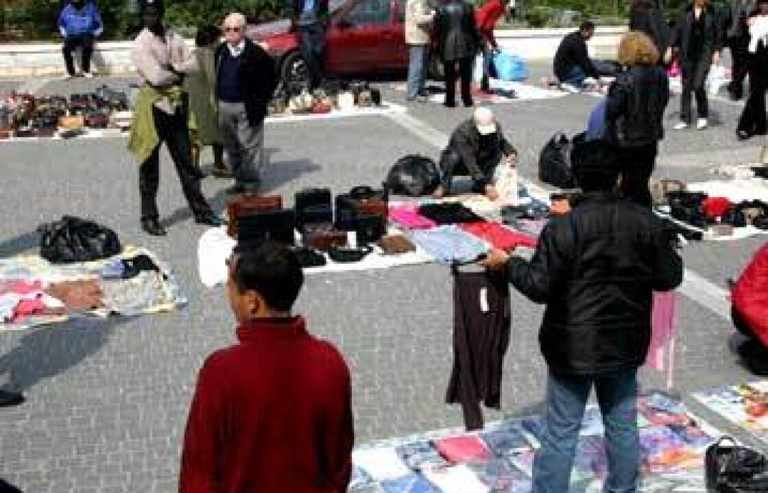 Έμποροι Καλύμνου: Αδιαφορία των αρμόδιων αρχών όσων αφορά το παράνομο εμπόριο.