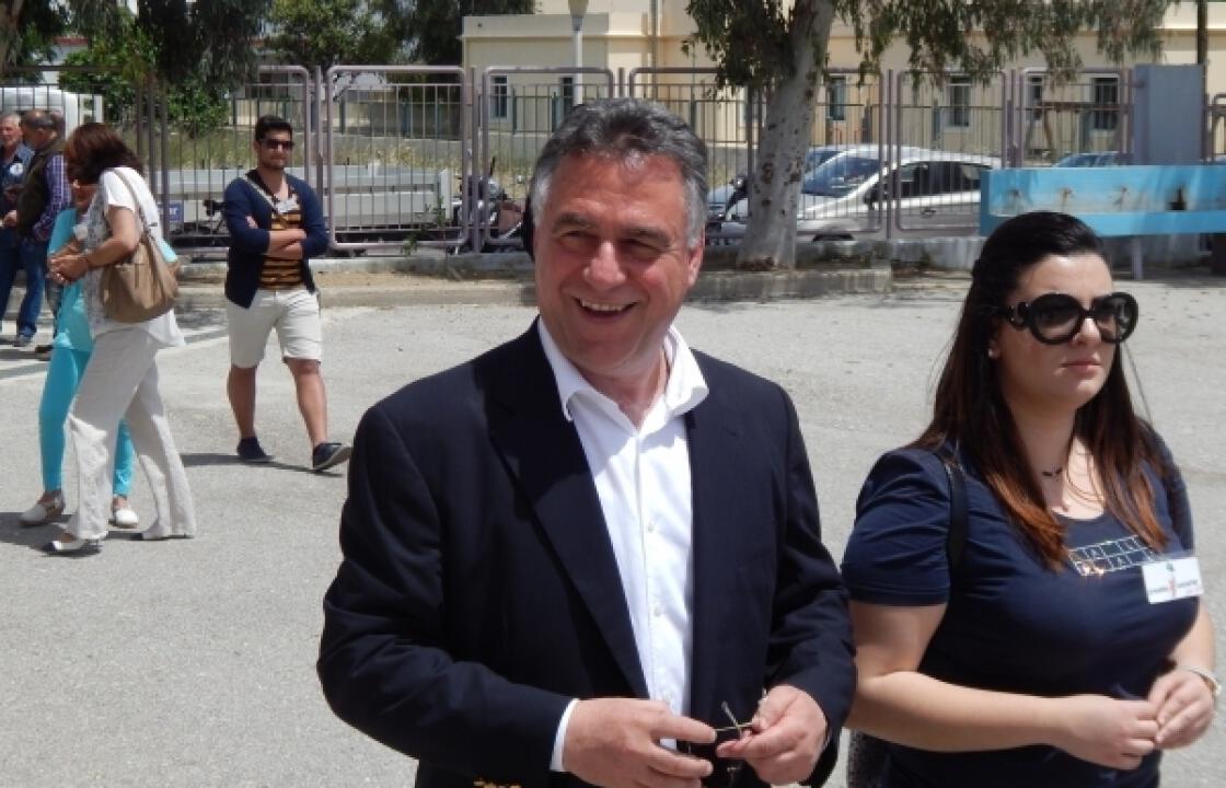 Γ. Κυρίτσης: Με την άφιξη του πλοίου κλείνει και η δομή ταυτοποίησης στο γήπεδο Ανταγόρας.Κλείνει και το Κάπτεν Ηλίας