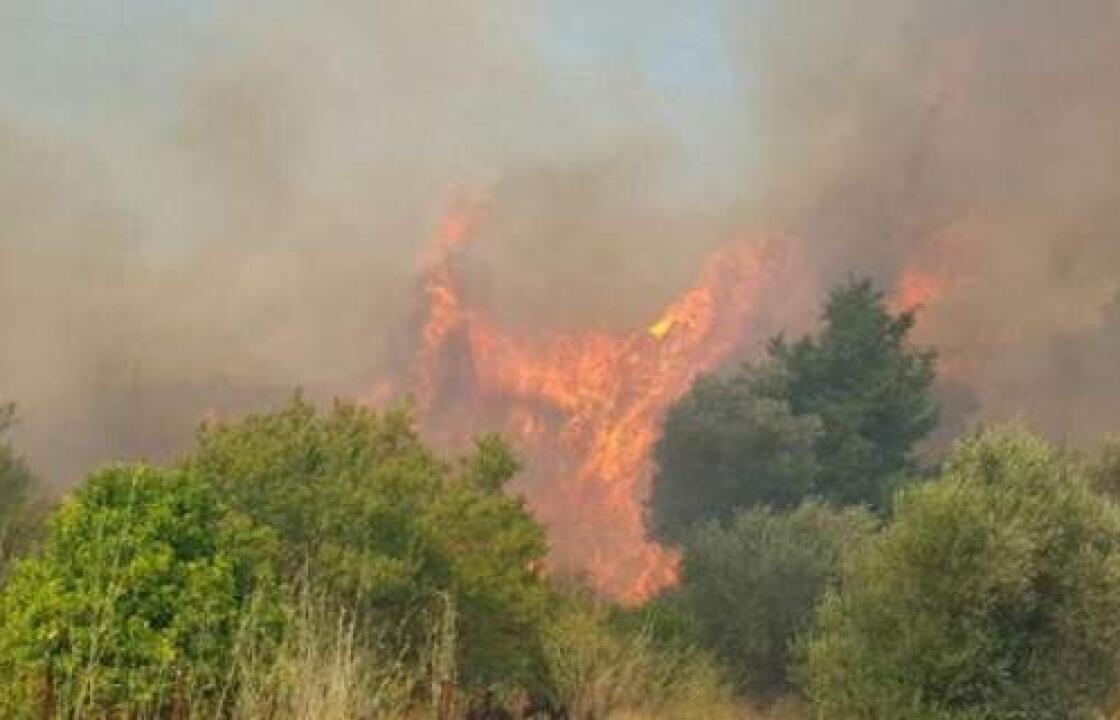 Μεγάλη φωτιά στη Ρόδο -Εκκενώνονται οικισμοί.ΦΩΤΟ