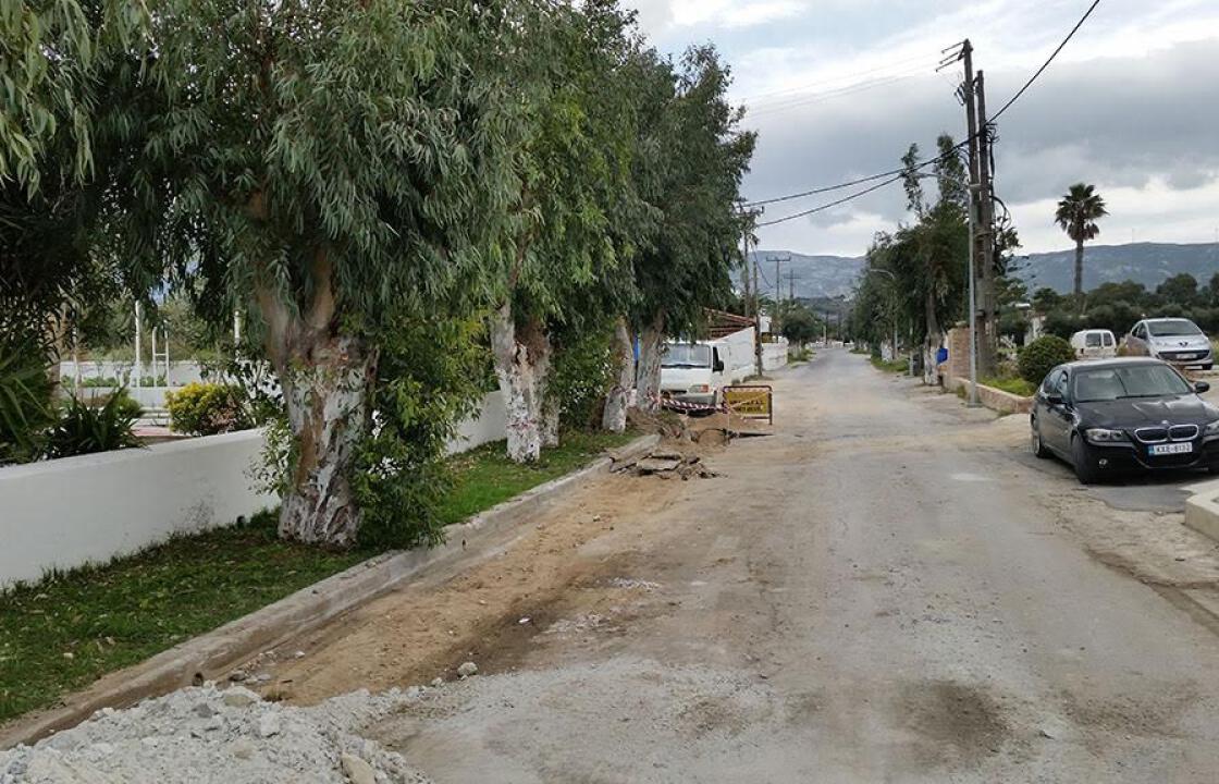 Oλοκληρώνεται η κατασκευή δικτύου ομβρίων στην περιοχή Αγκυναρωπή – Μαρμάρι.Ακολουθεί το έργο του δικτύου ηλεκτροφωτισμού