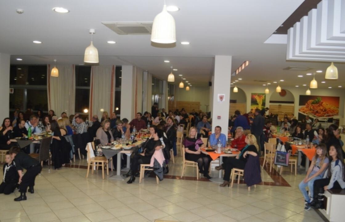 ΑΟ ΑΘΛΟΠΑΙΔΙΩΝ: Με πολύ κόσμο, συγκίνηση &amp; βραβεύσεις η Χοροεσπερίδα στο Hippocrates