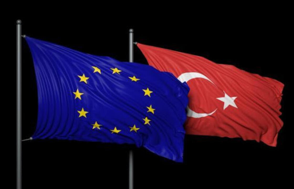 Spiegel: H Τουρκία έχει συμφέρον να μην καταγγείλει τη συμφωνία με την ΕΕ για το προσφυγικό