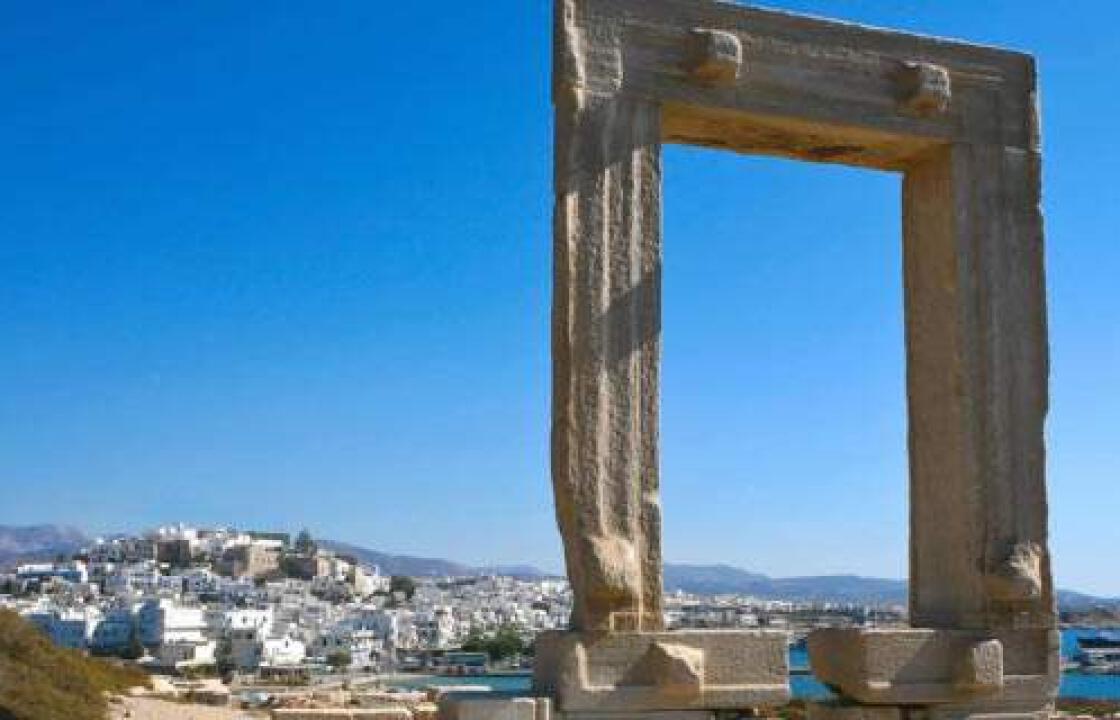 Αυτά τα νησιά... κέρδισαν τους τουρίστες: Κυκλάδες και Κρήτη τα πρωτεία αυτό το καλοκαίρι