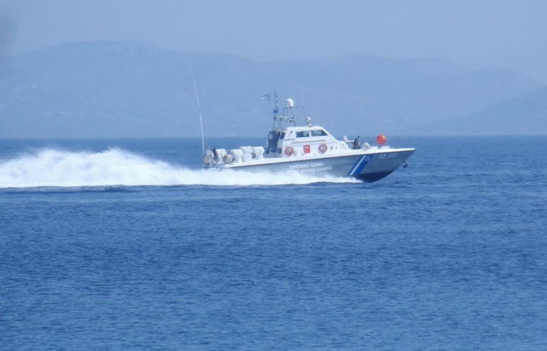 Kαταδίωξη, αλλοδαπών διακινητών, με πυρά στον Άγιο Φωκά. – Επιχείρησαν να εμβολίσουν σκάφος του Λιμενικού