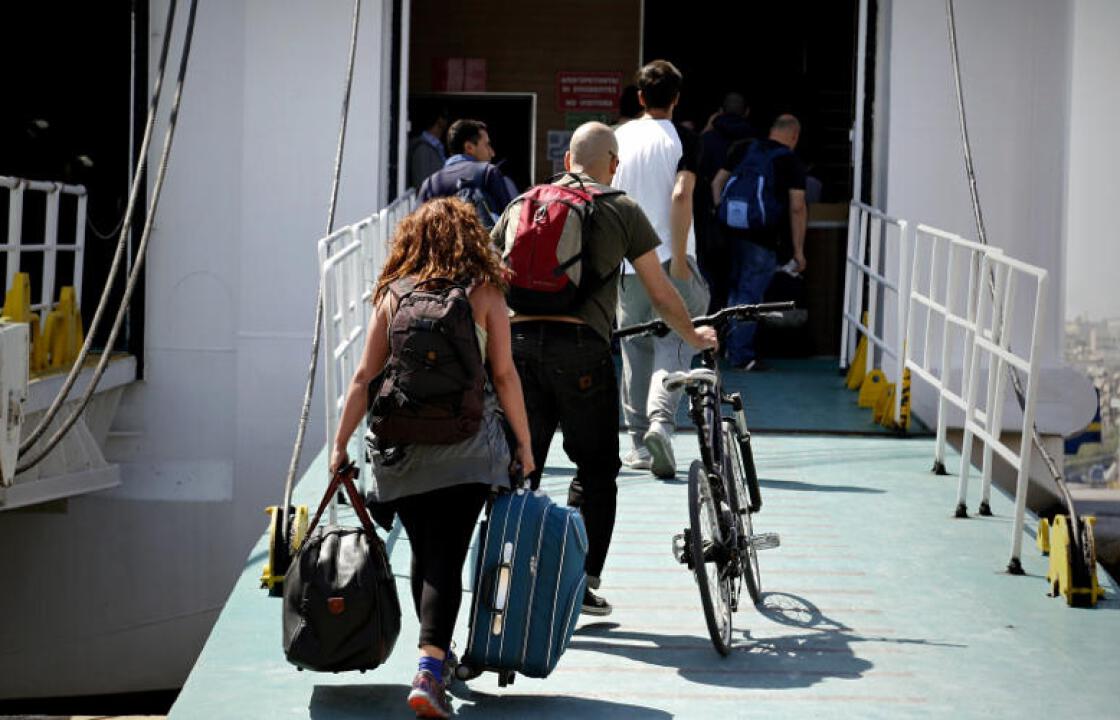 Έληξε η απεργία της ΠΝΟ - Ξεκινούν τα δρομολόγια των πλοίων