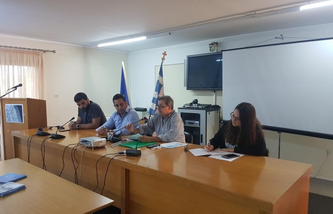 Με την απουσία της Δημοτικής Αρχής, η συγκέντρωση του ΤΕΕ, παρατάξεων και φορέων για να μην παραχωρηθεί σε ιδιώτη η έκταση 70 στρεμμάτων στο Ναυτικό Όμιλο