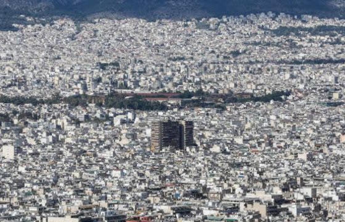 DW: Απόβαση Κινέζων στην Αθήνα -Αγοράζουν από 2-3 σπίτια ο καθένας