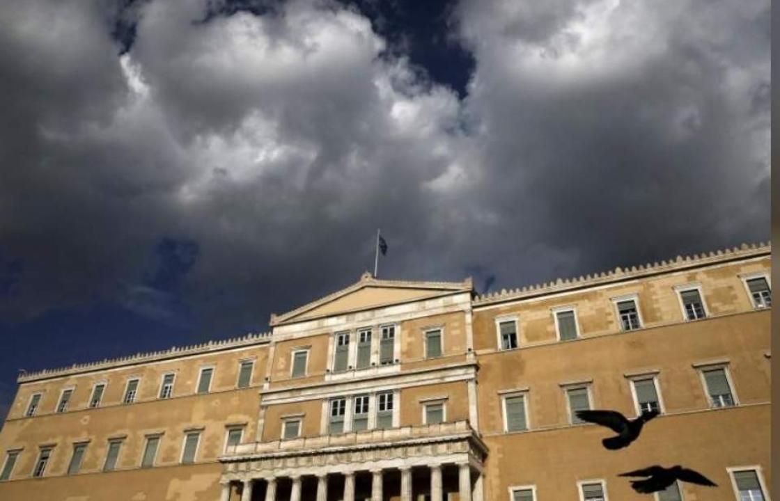 ΣΕΒ: 29.700 ευρώ χρωστά κάθε Έλληνας λόγω εξωτερικού δανεισμού