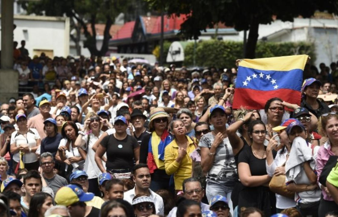 Χάος στη Βενεζουέλα: Ξανά στους δρόμους οι πολίτες εν μέσω του μπλακ-άουτ που παρέλυσε τη χώρα
