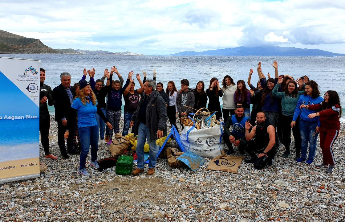 Στην Κάλυμνο συνέχισε το “ταξίδι” της η περιβαλλοντική δράση της Περιφέρειας Νοτίου Αιγαίου, “Keep Aegean Blue”