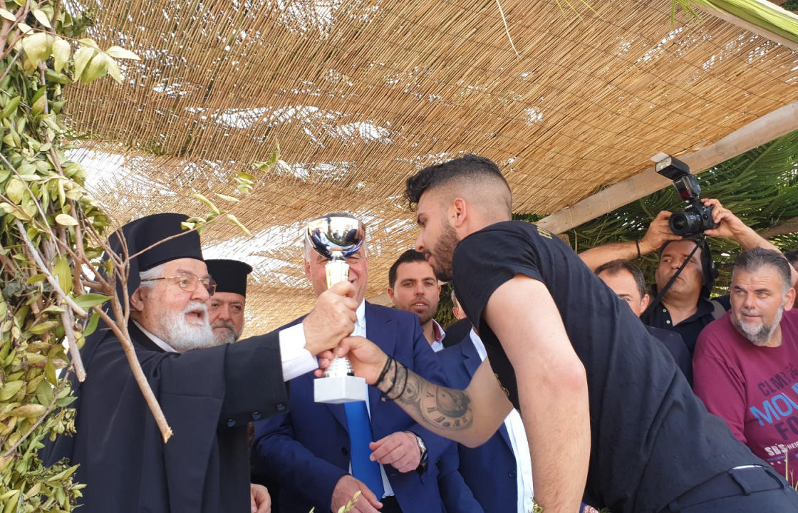 Κοσμοσυρροή και φέτος στις ιπποδρομίες στο Πυλί. Νικητής ο Κώστας Ζήκας