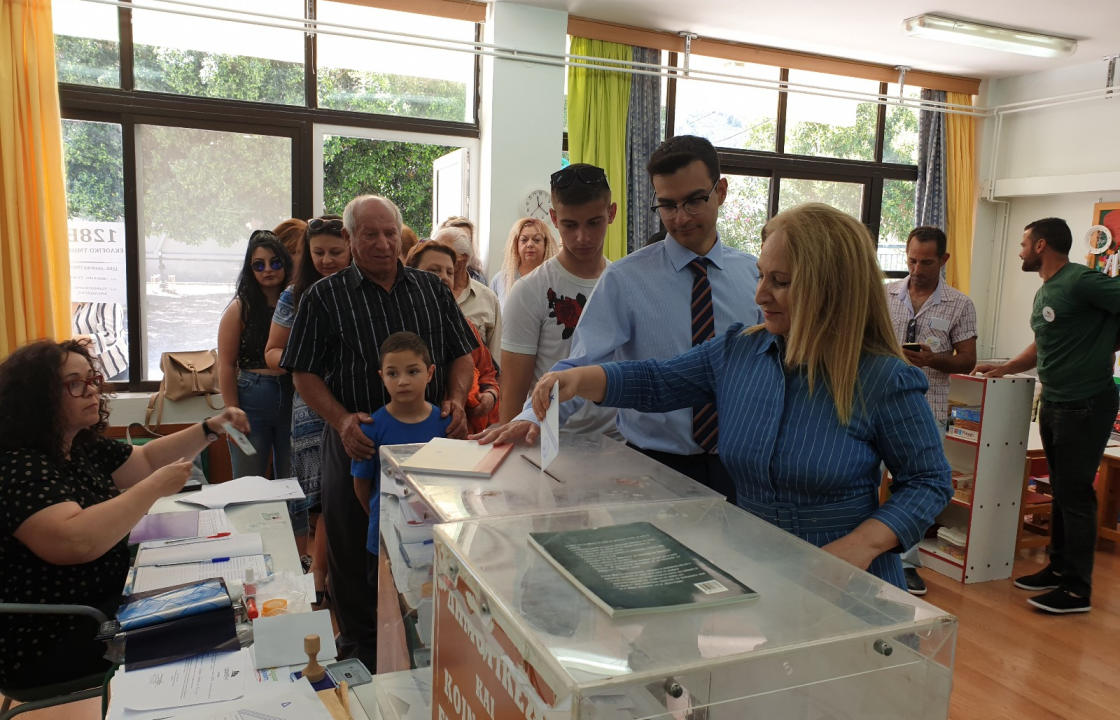 Ψήφισε στο Πυλί η υποψήφια Δήμαρχος Κω Ιωάννα Ρούφα - Έψιμου