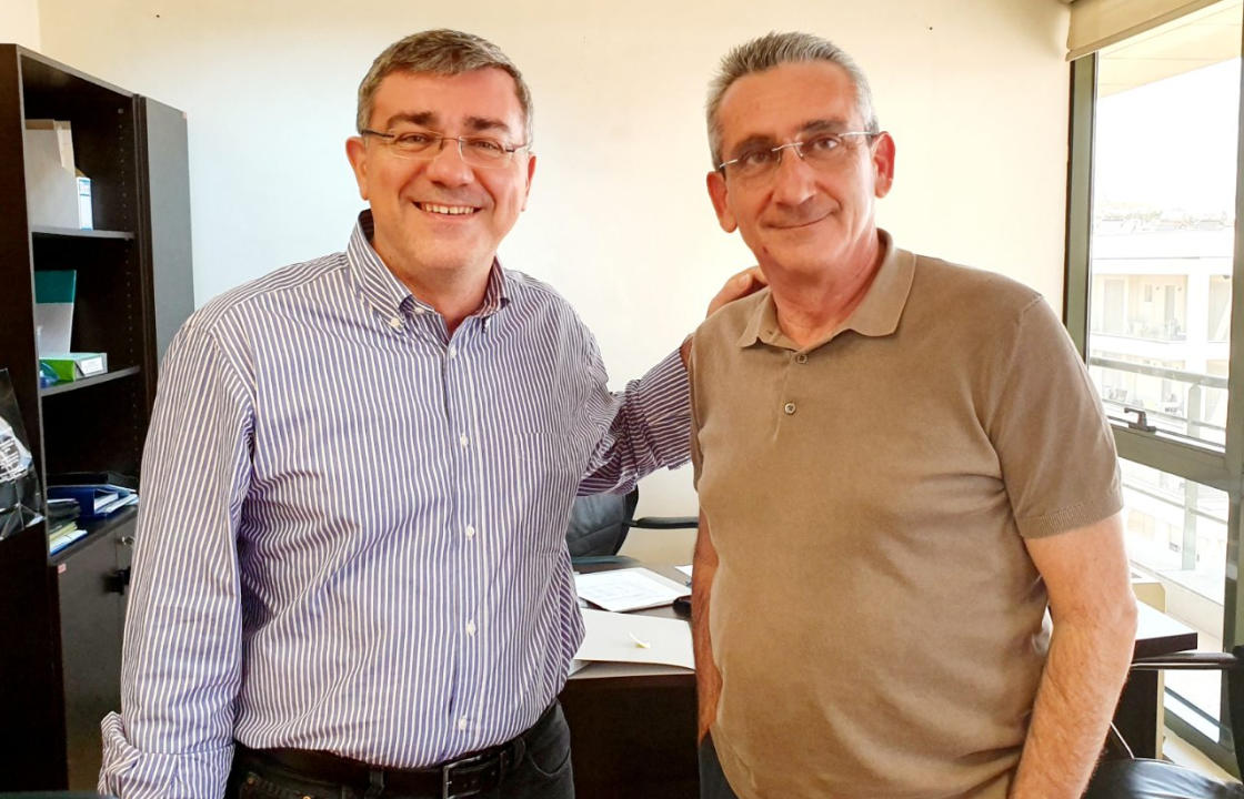 Στο Υπουργείο Περιβάλλοντος ο Περιφερειάρχης , για οριστική λύση στο πρόβλημα των ΧΑΔΑ στα νησιά