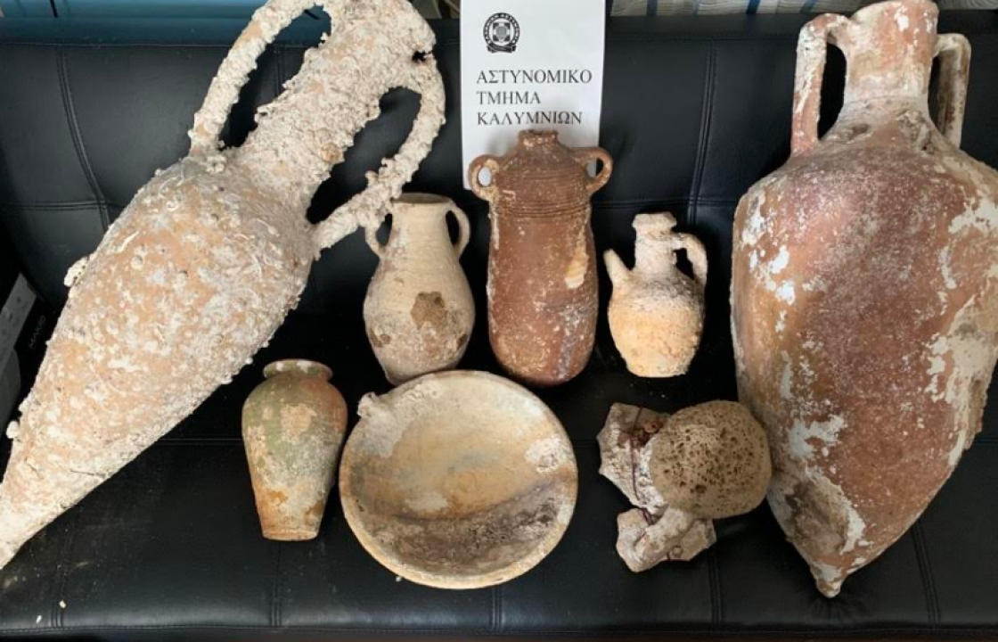 Συλλήψεις για αρχαία αντικείμενα και λαθρεμπόριο καπνού στην Κάλυμνο - ΦΩΤΟ