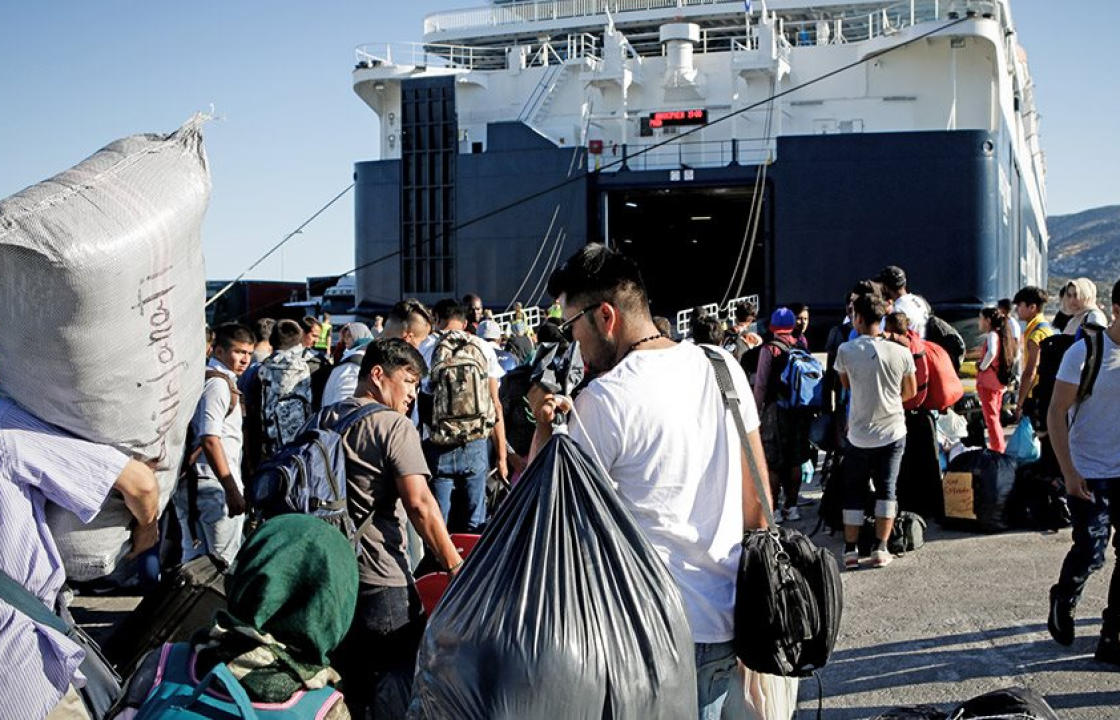 ΓΕΣ: Προμήθεια 5.000 κρεβατιών και κλινοσκεπασμάτων για μετανάστες και πρόσφυγες ύψους €1,4 εκατ.