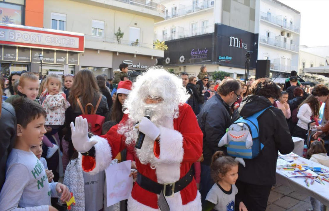 Με μεγάλη επιτυχία πραγματοποιήθηκε η χριστουγεννιάτικη γιορτή, του Ράδιο Έκφραση, στην πλατεία Κονίτσης