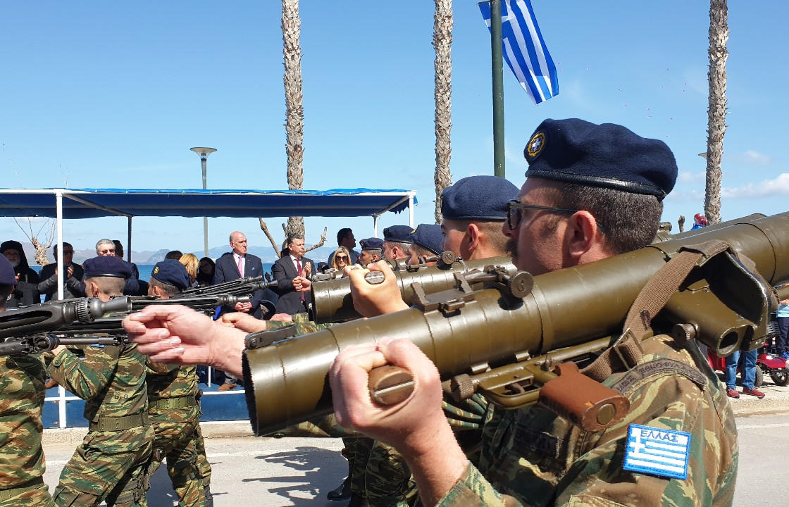 Η παρέλαση του στρατού στην Κω, για την 7η Μαρτίου