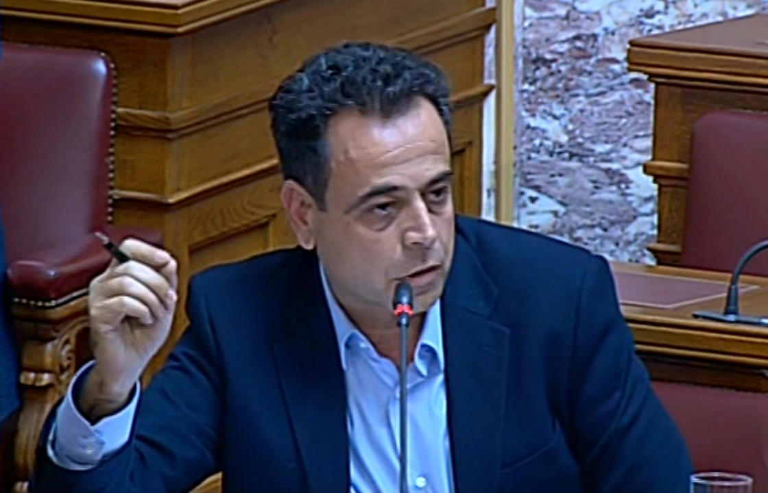 Ν. Σαντορινιός απάντηση σε Μητσοτάκη: Ο ΣΥΡΙΖΑ δυο φορές έχει καταθέσει τροπολογία για την κατάργηση του ΕΝΦΙΑ στα μικρά νησιά της χώρας και η ΝΔ την απέρριψε. Ως εδώ η κοροϊδία στους νησιώτες
