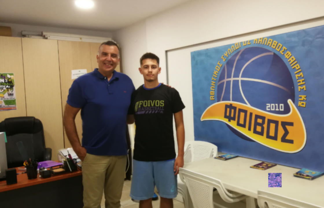 O Ιωάννης Σούλης στην εφηβική ομάδα του Α.Σ. ΦΟΙΒΟΣ ΚΩ