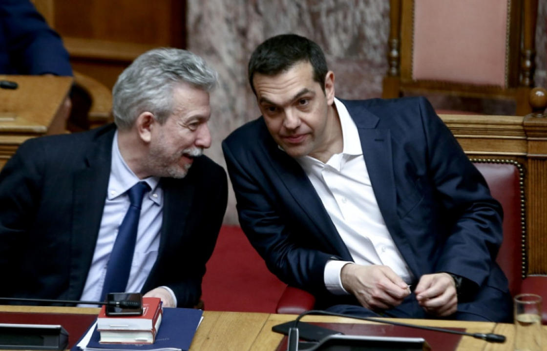 Κοντονής: Παραιτήθηκε από την ΚΕ του ΣΥΡΙΖΑ  Ευθύνες στον ΣΥΡΙΖΑ  για τη Χρυσή Αυγή