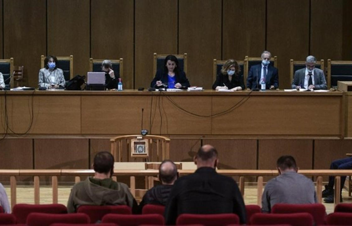 Δίκη Χρυσής Αυγής: Στη φυλακή ο Μιχαλολιάκος και η διευθυντική ομάδα