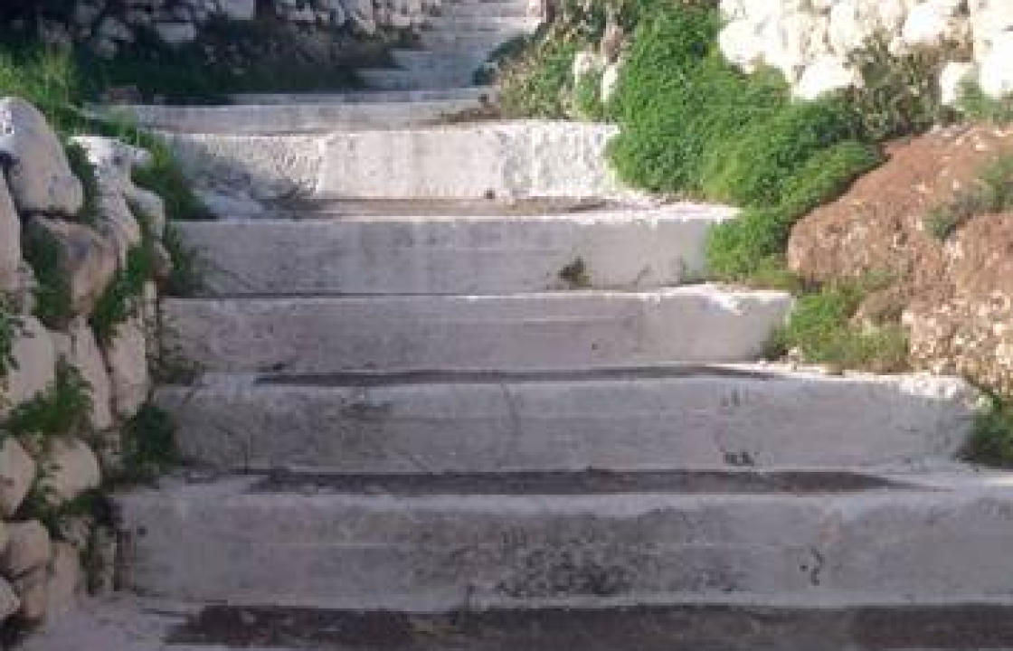 Συντήρηση και επισκευή μονοπατιών με στόχο την παροχή ασφάλειας στους περιπατητές, από το Δήμο Νισύρου