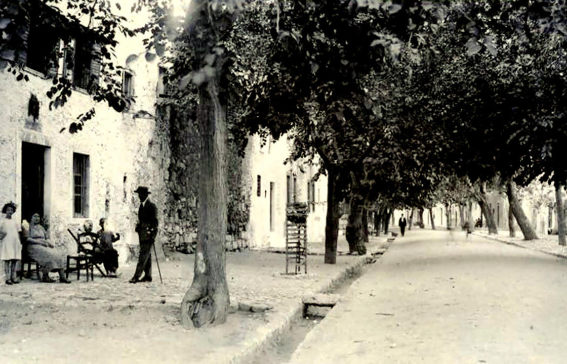 Νίκος Στ. Μανούσης: Αναδρομή στο παρελθόν