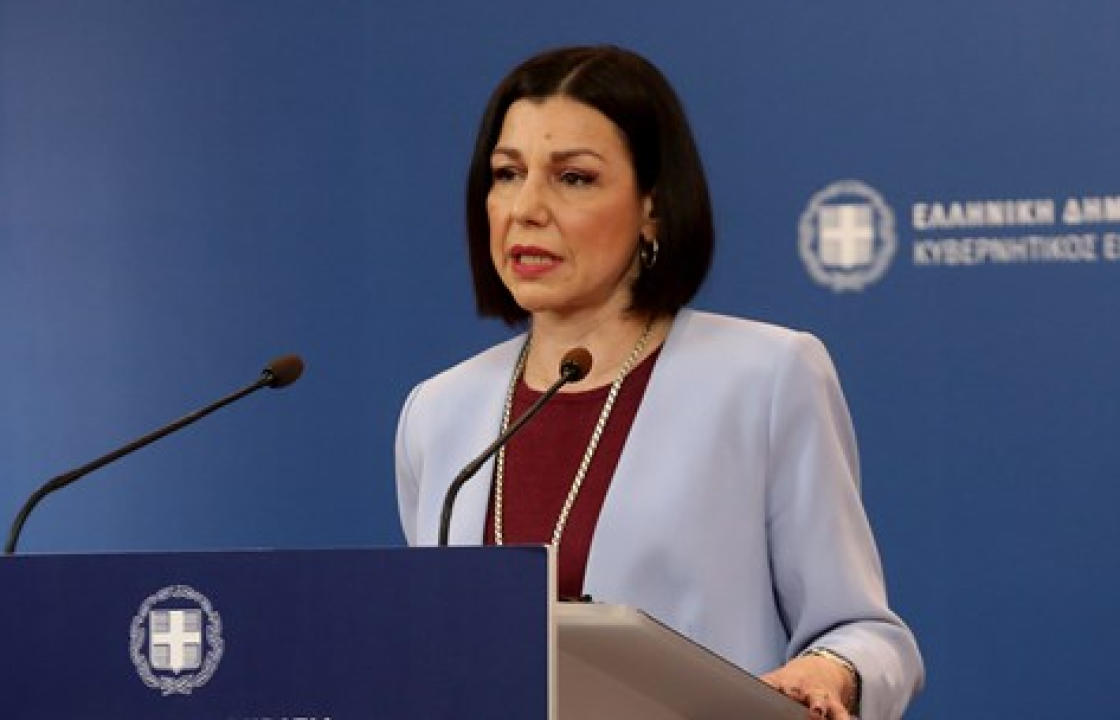 Ανακοινώνονται το απόγευμα τα νέα μέτρα του lockdown -Αλλάζει ο κωδικός 6, μετακινήσεις μόνο με τα πόδια