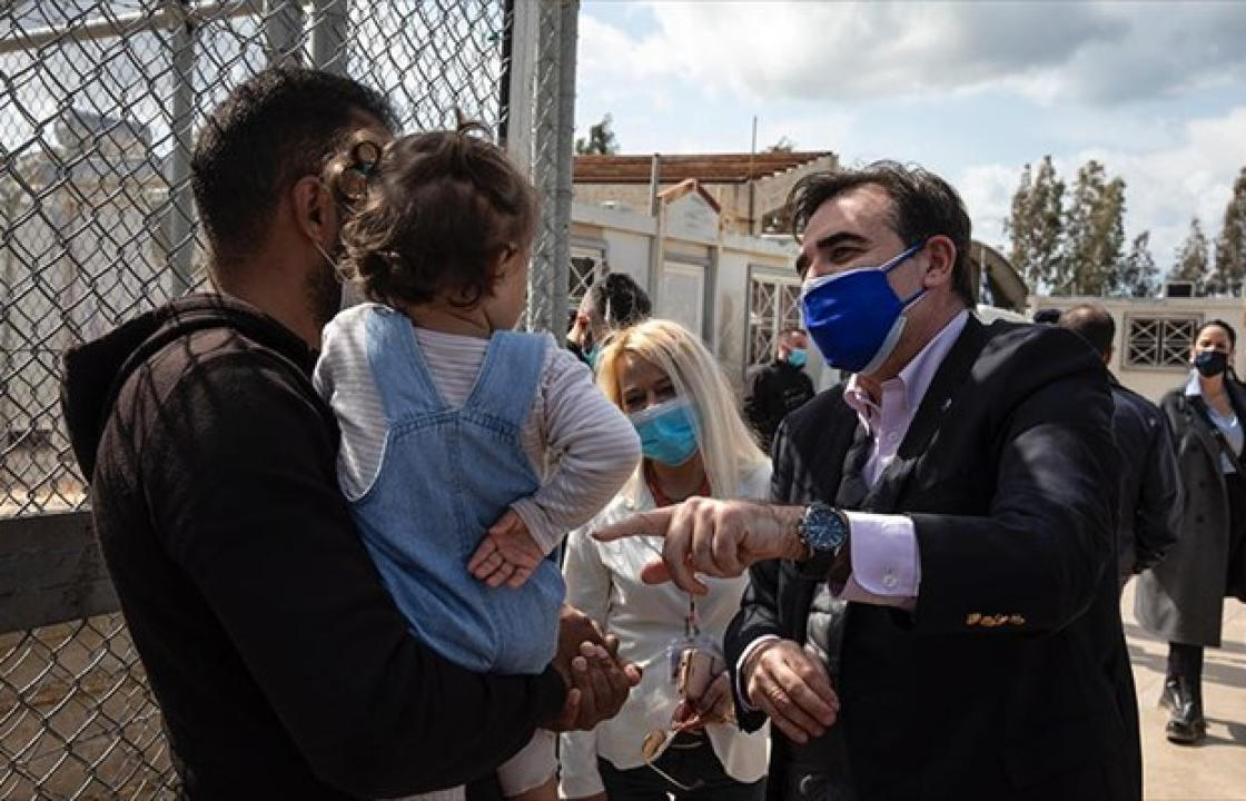 Η επίσκεψη του αντιπροέδρου της Κομισιόν Μαργαρίτη Σχοινά στην Κω - &#039;&#039;Εντελώς διαφορετική η εικόνα στις δομές φιλοξενίας σε σχέση με το 2015&#039;&#039;
